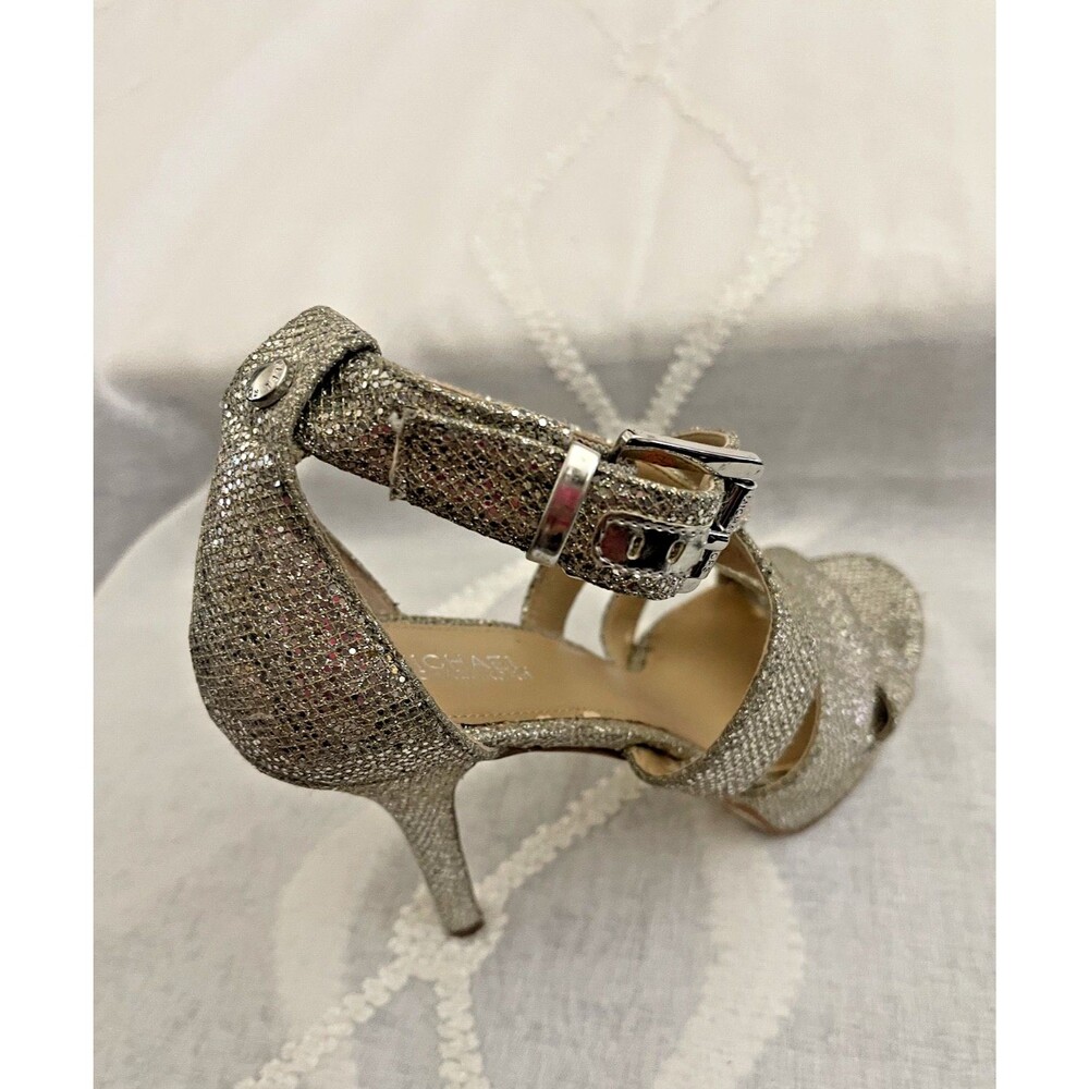 MICHAEL KORS Sz 6.5  Glitter Platform Sandals